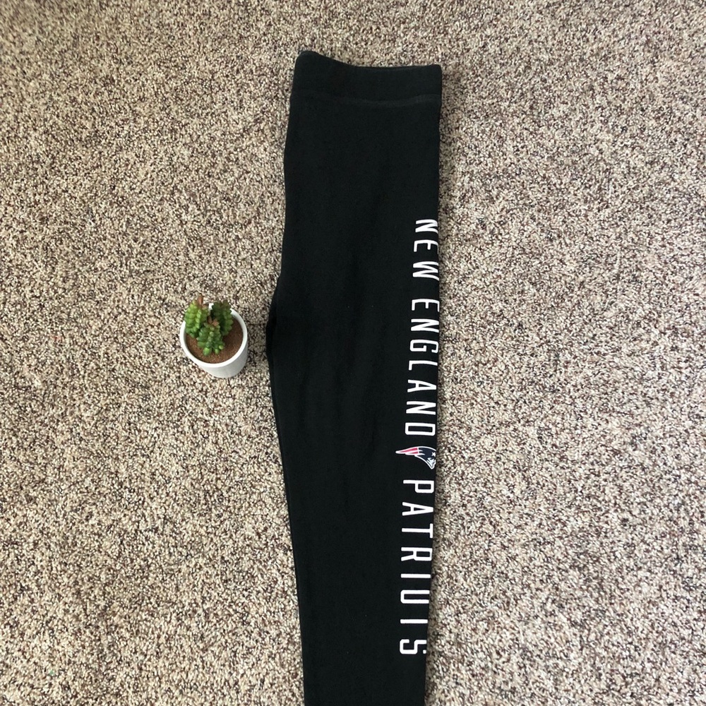 Pink New England leggings ♥️
